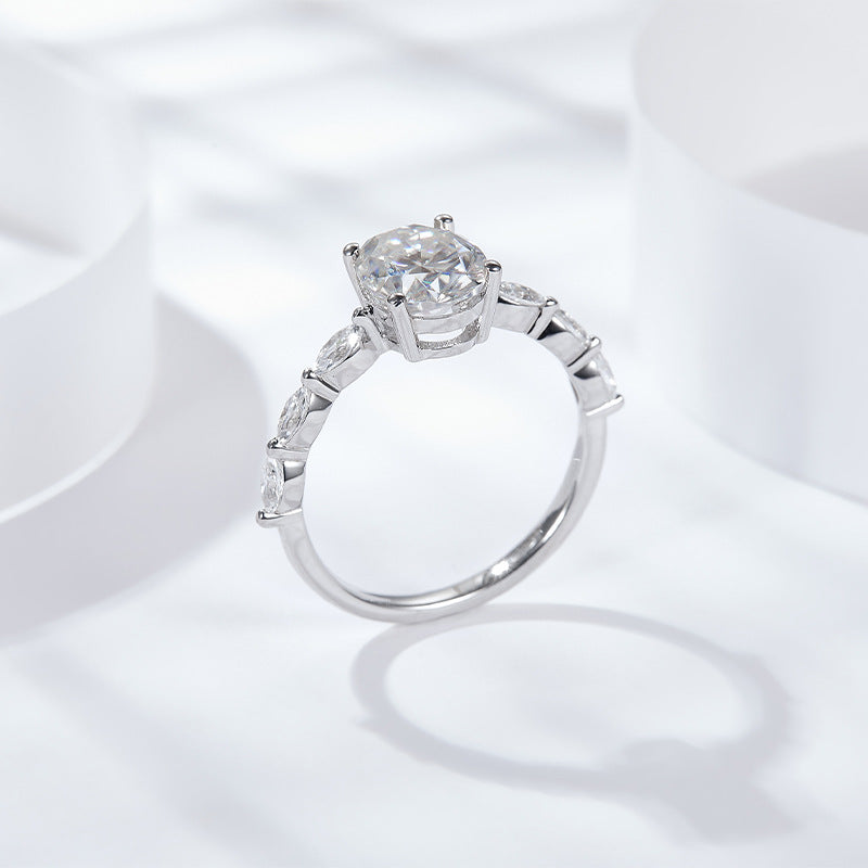 2 carat oval cut moissanite ring in 925 sterling silver with four-prong setting