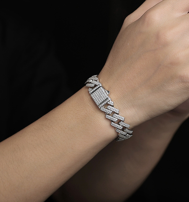 Moissanite Cuban Link Bracelet