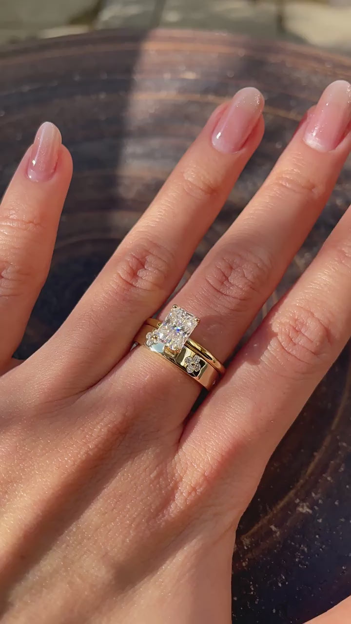 moissanite engagement ring